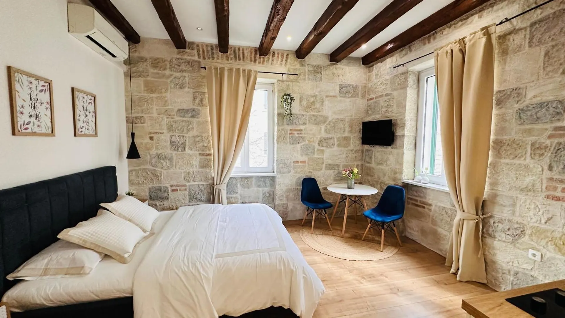 Ferienwohnung Agora Split Apartment