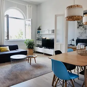 https://homes-budapest.inbudapesthotels.com
