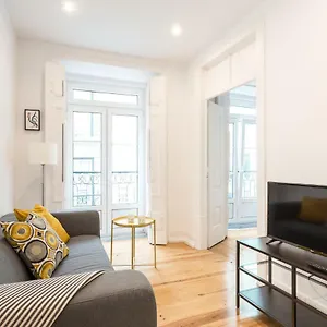 https://three-bedroom-apartment-in-historical-centre-bairro-alto.hotels-lisbon-portugal.com